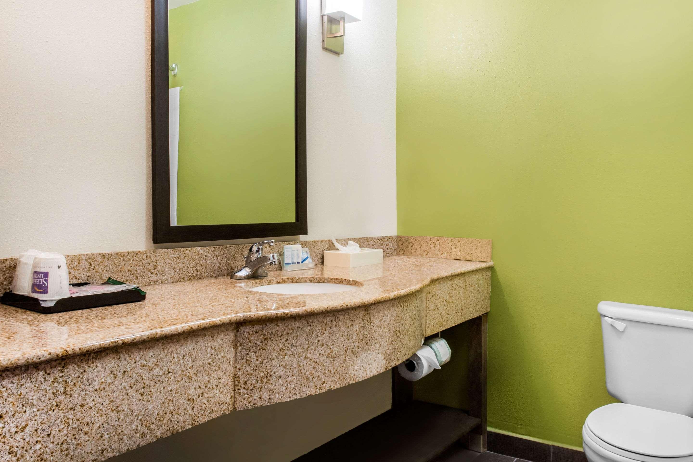 Sleep Inn&Suites Dothan North Buitenkant foto