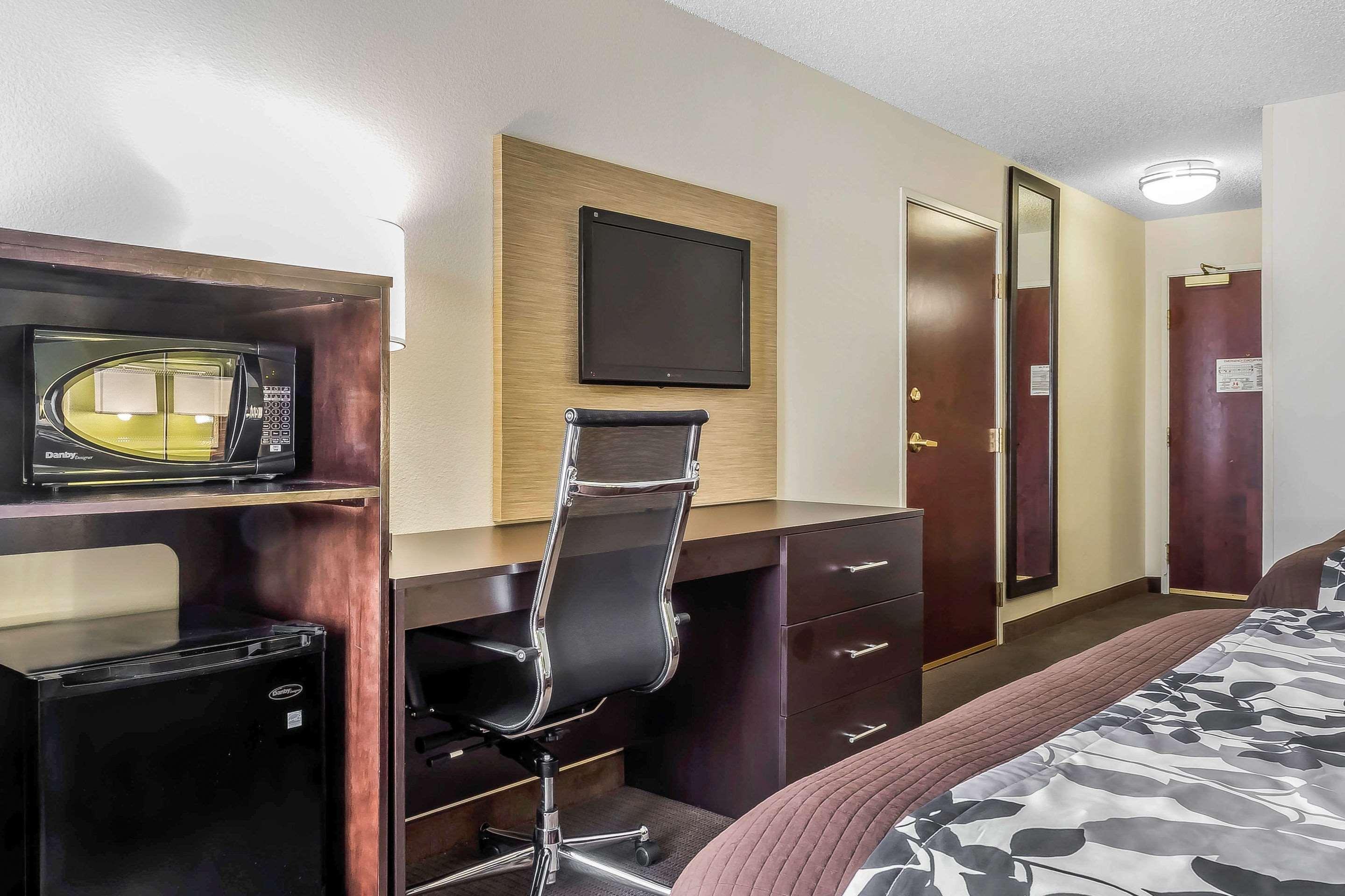 Sleep Inn&Suites Dothan North Buitenkant foto